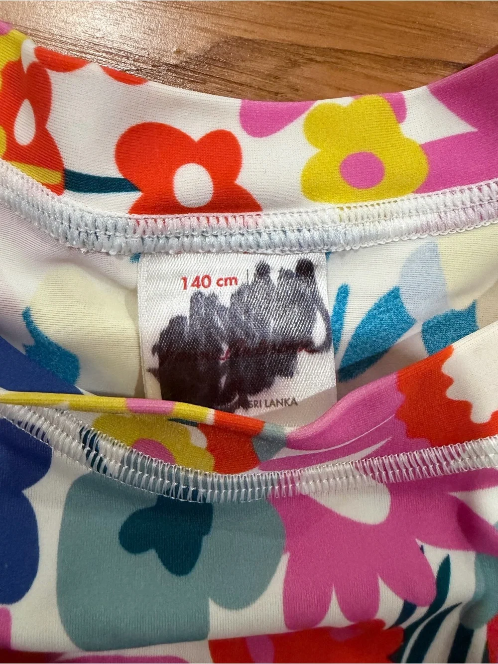 Hanna Andersson long sleeve swim top size 10